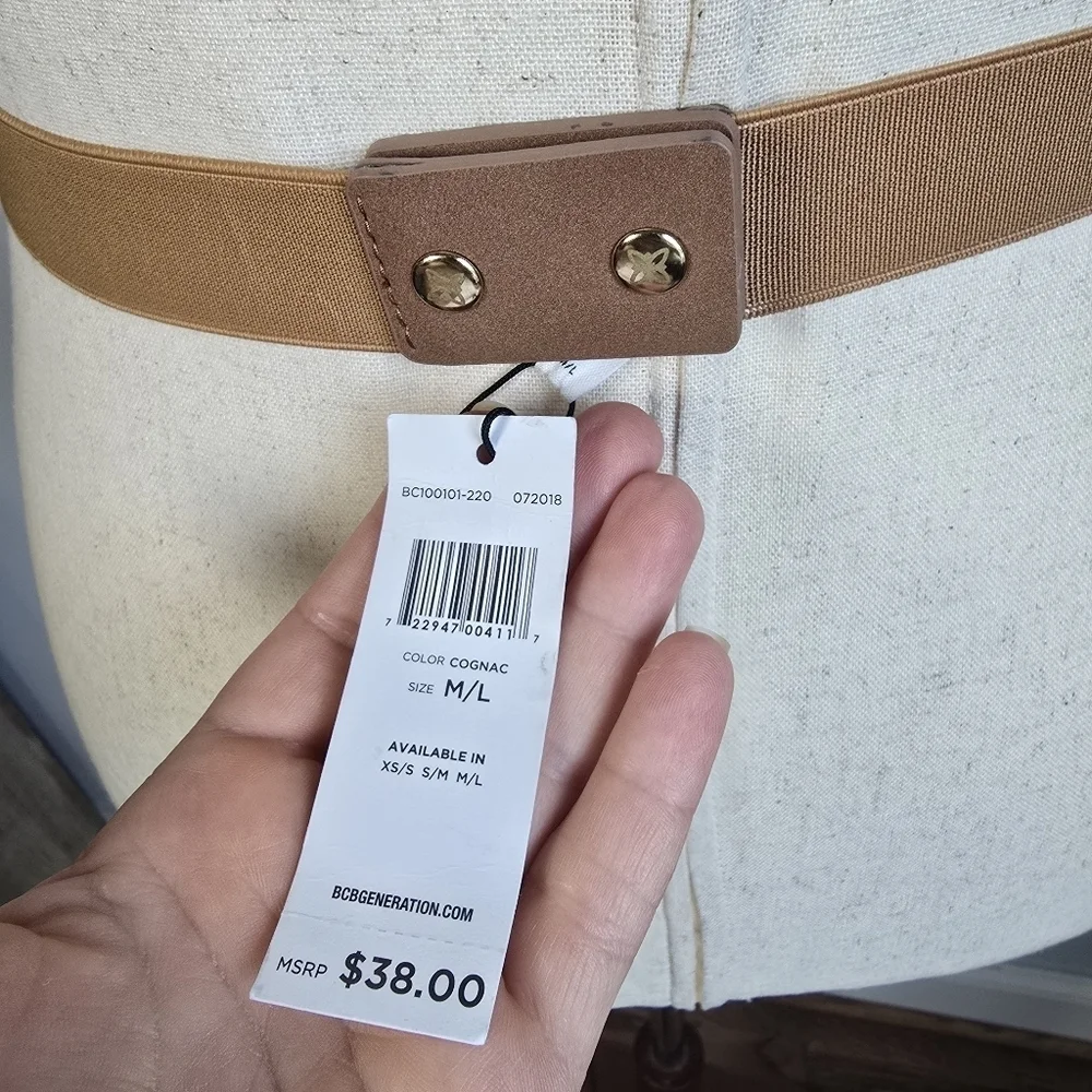BCBGeneration New Tan Cognac O-Ring Knot Vegan Leather Statemen Belt Size M/L